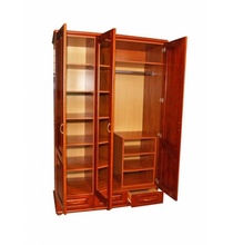 Шкаф деревянный трехстворчатый 2150*1390*660